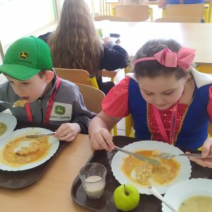 Karneval ve 2. oddělení